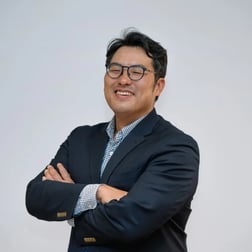 刈屋 壮史 Takeshi Kariya