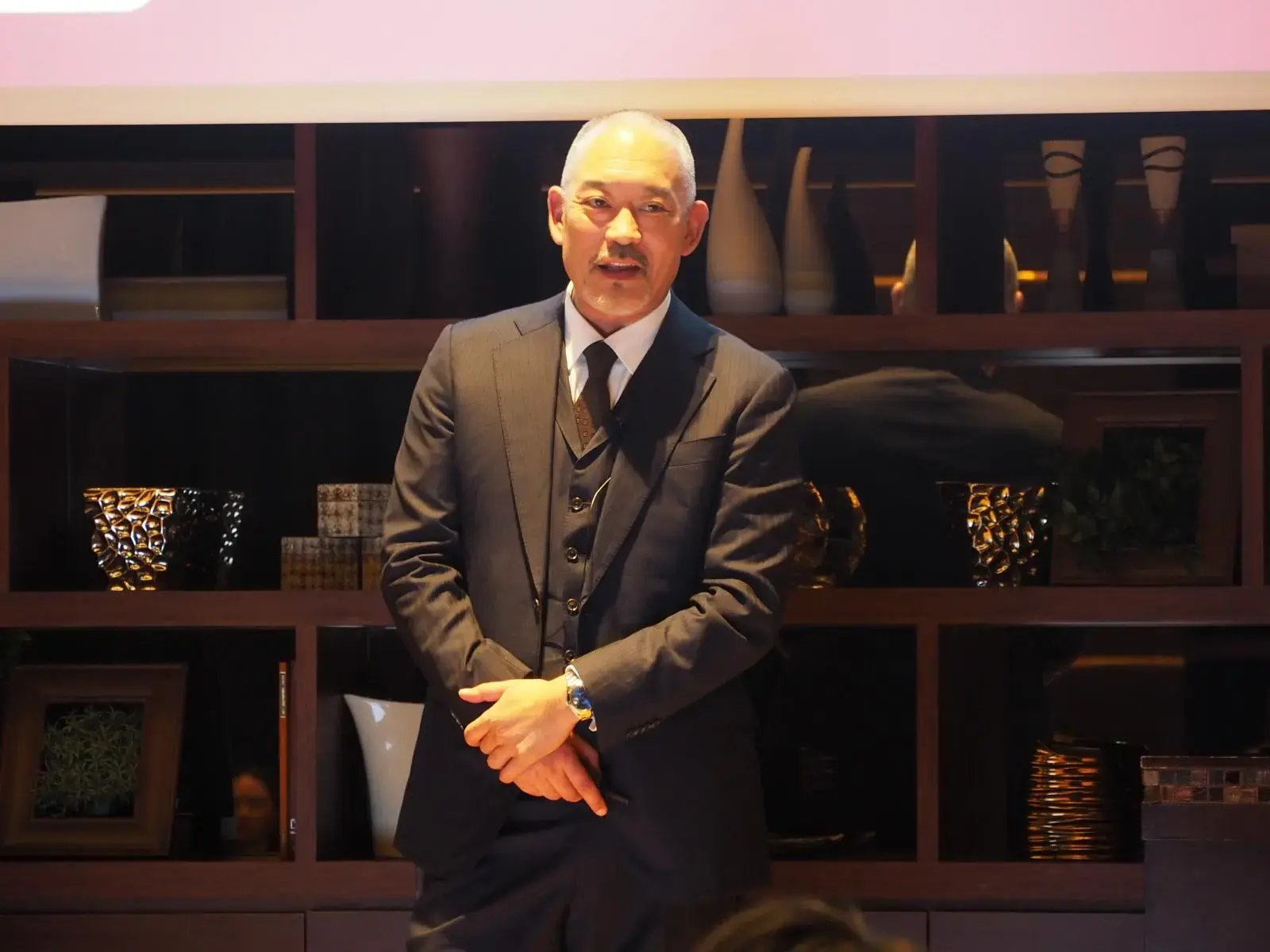 第1部 基調講演：AIと働き方の現在地：生成AIが変える2025年の日本企業の働き方 02