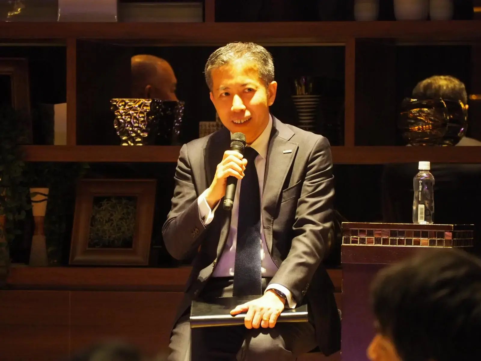 ハイライト①：名もなき業務に挑んだ現場、経営会議でつながる変革 07