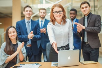 政府がまとめた「働き方の未来2035」とはどのようなものか？