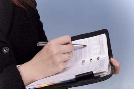 スケジューリングはプロジェクト全体を左右する?意識すべきポイントやスケジューリングの手順を紹介