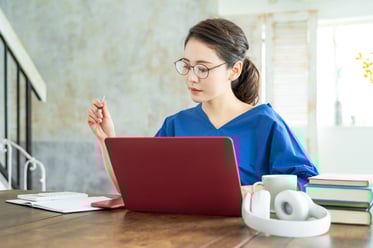 企業がテレワーク環境を構築する際のポイントとは