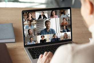 コミュニケーションとは？その定義と仕事を効率的に進めるためのポイント