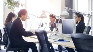 3分でわかる働き方改革とは？その定義や背景、課題について